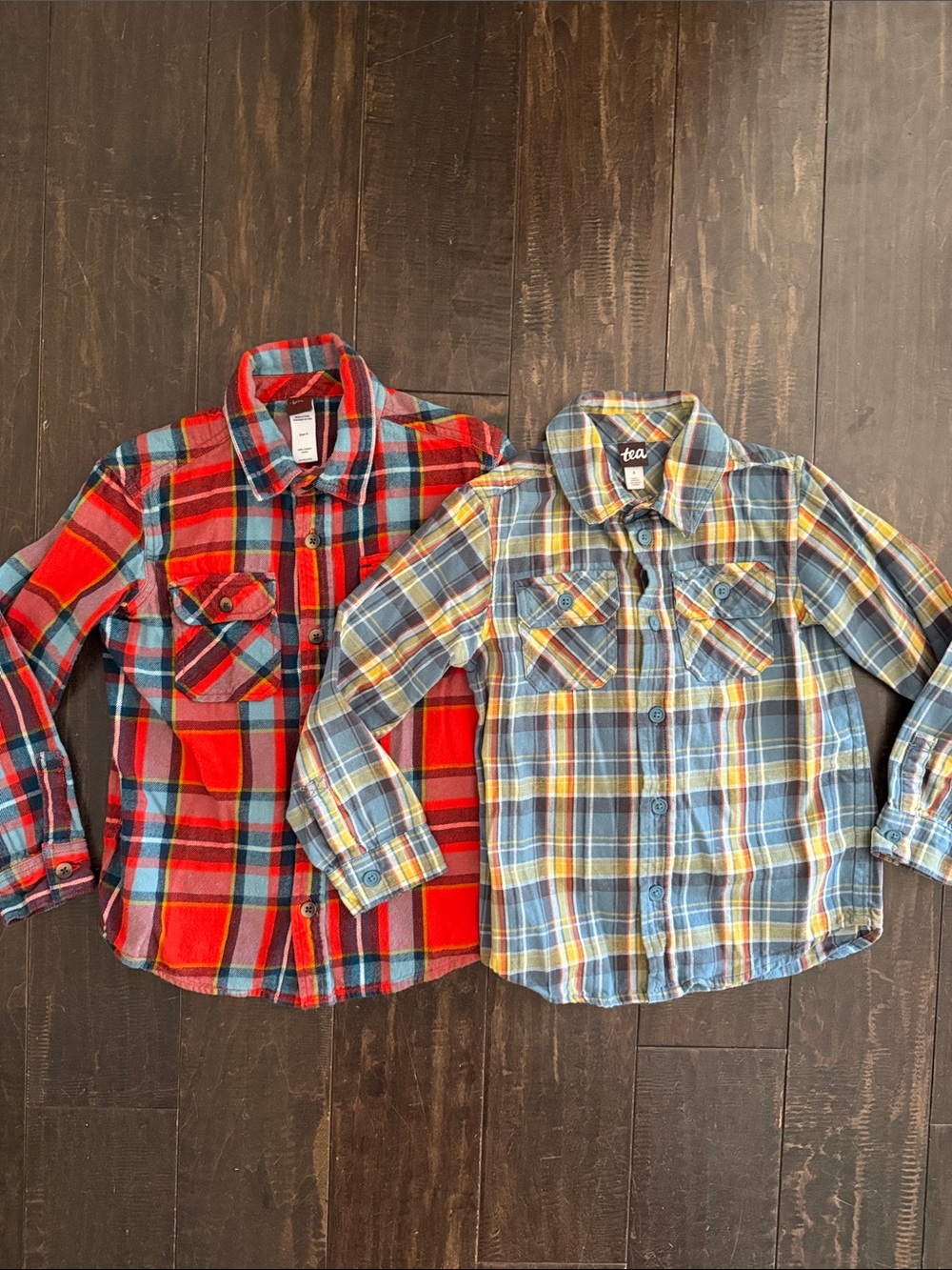 Tea Collection Kids Plaid Button-Down Shirts - Red & Blue Plaid